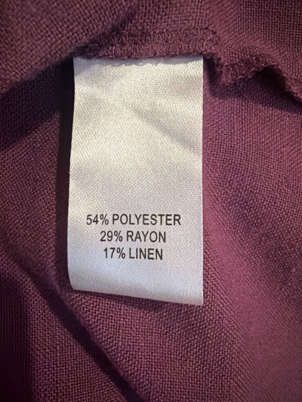 TravelSmith Womens Short Sleeve Burgundy Button-Up Shirt MP - Picture 4 of 5